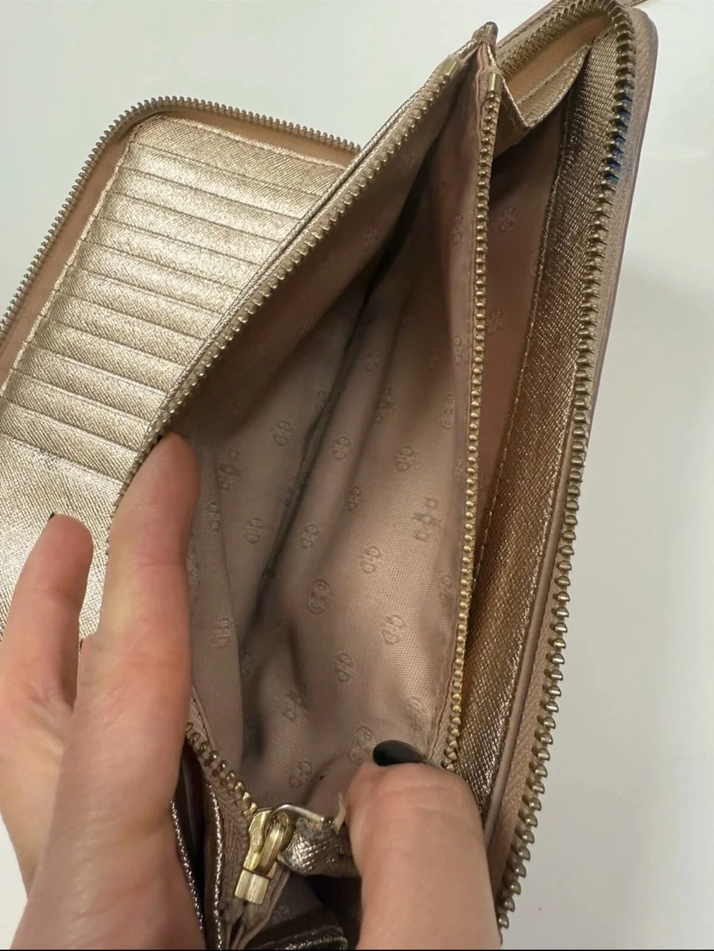 Tory Burch Leather Wristlet Wallet, Gold Metallic